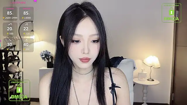 Snapshot of IAIA_iris chatting on 5, 7, 2026 IAIA iris online show from 5, 7, 2026