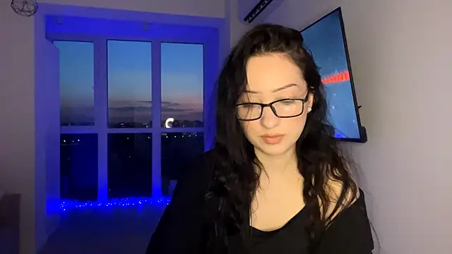 Meow Alika online show from 5, 5, 2026