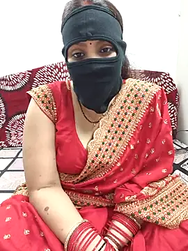 Hot-Beautiful Cpl online show from 22, 4, 2026