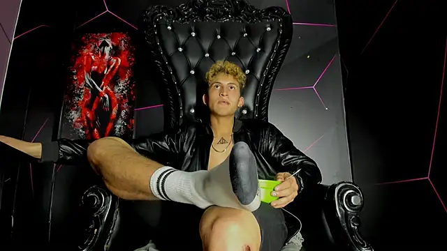 Snapshot of Axel_Romanov chatting on 28, 6, 2026 Axel Romanov online show from 28, 6, 2026