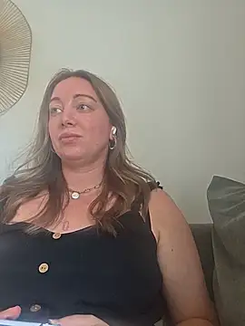 arielsweetieee online show from 18, 7, 2026