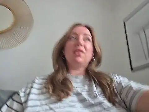 arielsweetieee online show from 21, 7, 2026