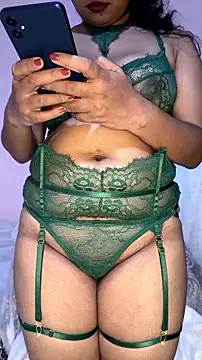 Snapshot of yamee__ chatting on 16, 7, 2026 yamee online show from 16, 7, 2026