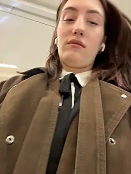 Tiny Anny online show from 22, 4, 2026