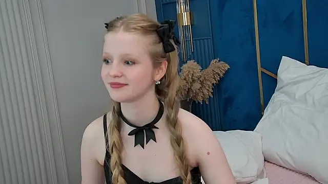 LilianHowards online show from 27, 6, 2026