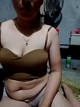 Snapshot of Tieuthu2 chatting on 8, 6, 2026 Tieuthu2 online show from 8, 6, 2026
