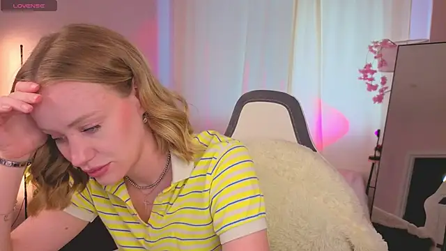 EvaHamilton online show from 14, 7, 2026