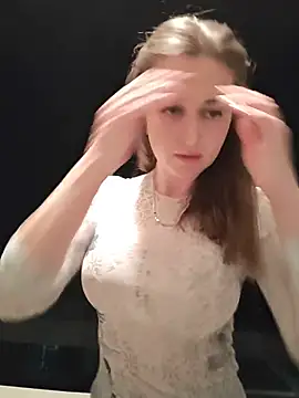 irresistibelle online show from 20, 7, 2026