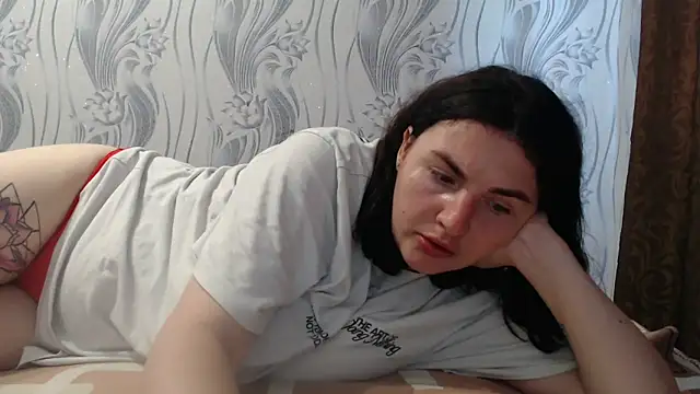 Snapshot of AlinaxJames chatting on 16, 6, 2026 AlinaxJames online show from 16, 6, 2026