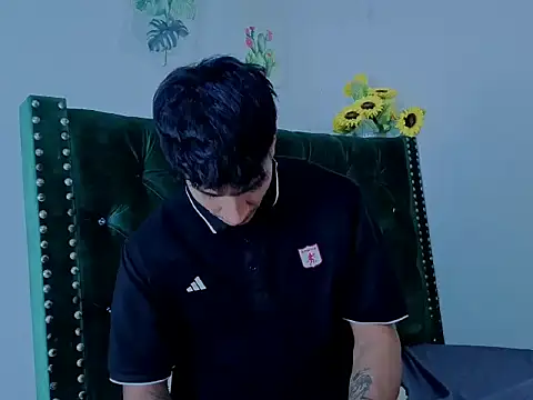 Zayn Moretti online show from 25, 6, 2026