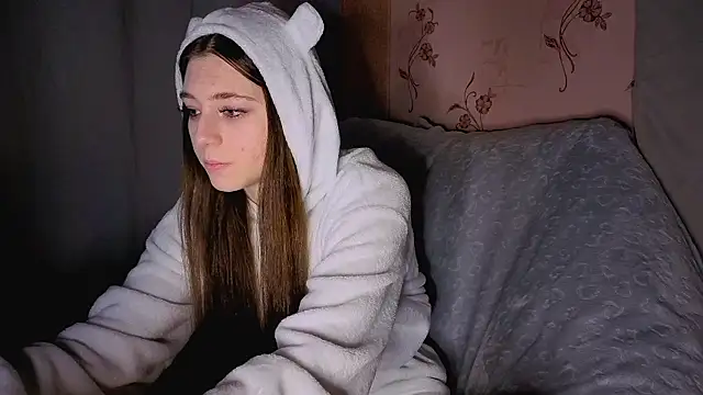 SunlitDeslre online show from 20, 4, 2026