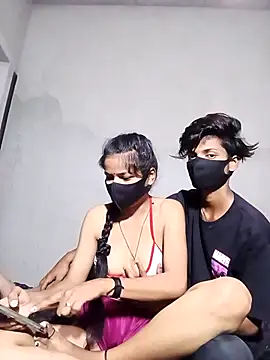 HOTS-COUPLES online show from 23, 4, 2026