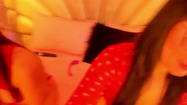 SiennaMoore online show from 17, 6, 2026
