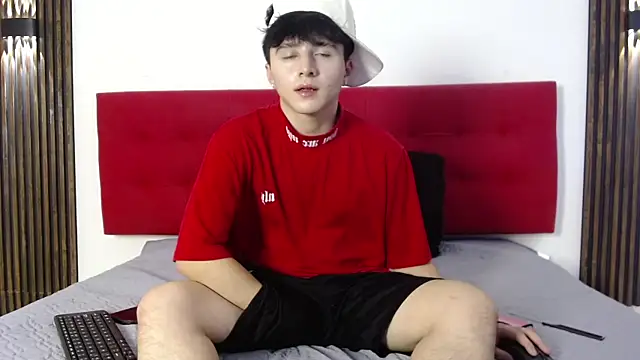 LunayDream online show from 23, 4, 2026