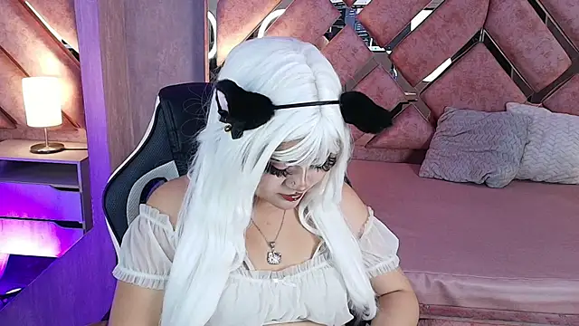 lya nekko  online show from 9, 7, 2026