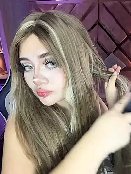 lya nekko  online show from 10, 7, 2026