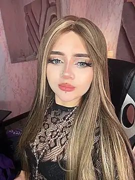 lya nekko  online show from 4, 8, 2026