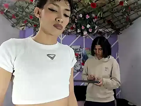 DAHNE HOT  online show from 8, 6, 2026