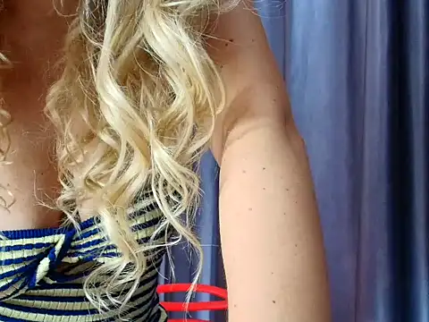 Snapshot of _horny_sexy_ chatting on 24, 4, 2026 horny sexy online show from 24, 4, 2026