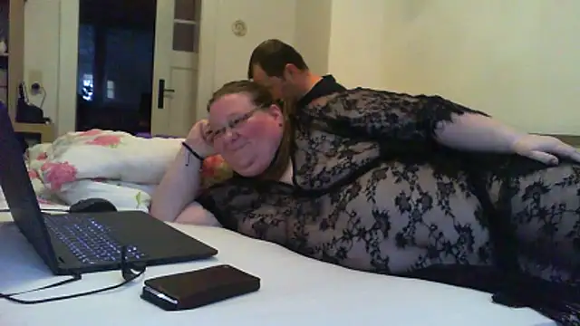 NicciundHerr online show from 20, 4, 2026