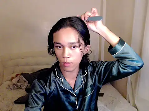 urnaughty paul online show from 5, 8, 2026