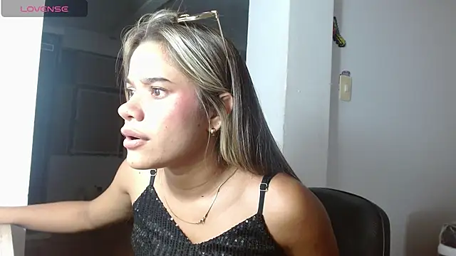 Snapshot of little_babyboo_ chatting on 5, 7, 2026 little babyboo online show from 5, 7, 2026