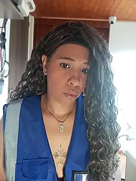 Snapshot of Ivon_C chatting on 7, 7, 2026 Ivon C online show from 7, 7, 2026