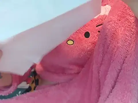 CarlyTheMessy online show from 22, 4, 2026