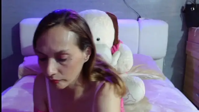 italagomez1 online show from 26, 4, 2026