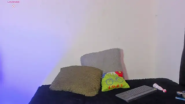  IanLark online show from 31, 5, 2026