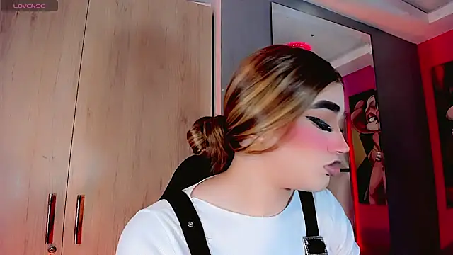 Camila Vasquezz1 online show from 24, 7, 2026