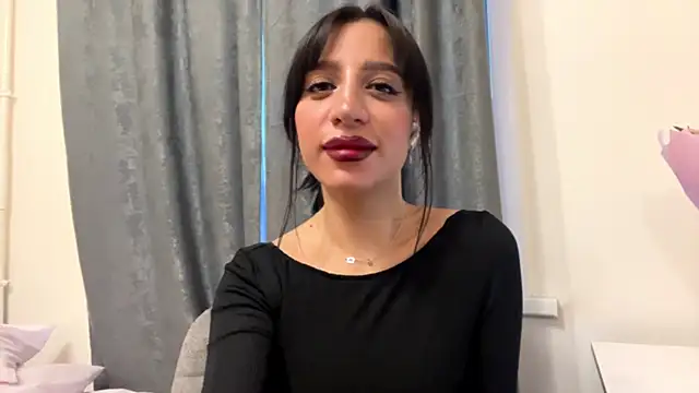 AngellaBarbini online show from 28, 6, 2026