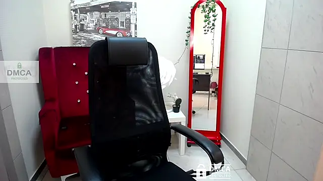  donnaSia  online show from 27, 4, 2026