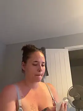 Poppylooloo online show from 5, 7, 2026