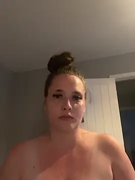 Poppylooloo online show from 7, 7, 2026
