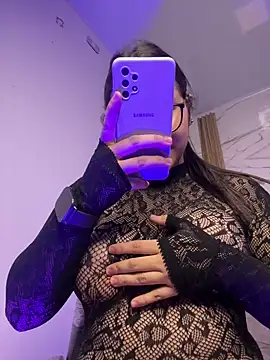 mia khalaf online show from 7, 5, 2026