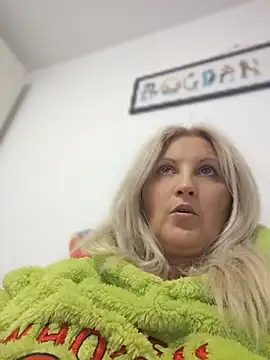 Divineblond online show from 30, 4, 2026