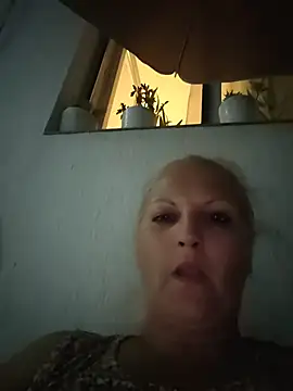 Divineblond online show from 2, 7, 2026