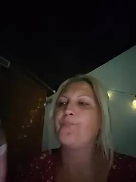 Divineblond online show from 28, 7, 2026