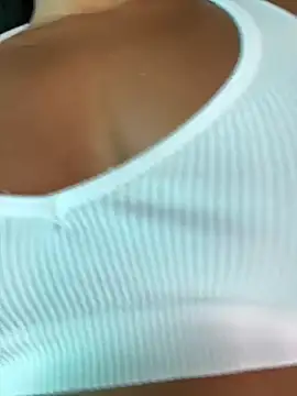 SaryJonex online show from 23, 7, 2026