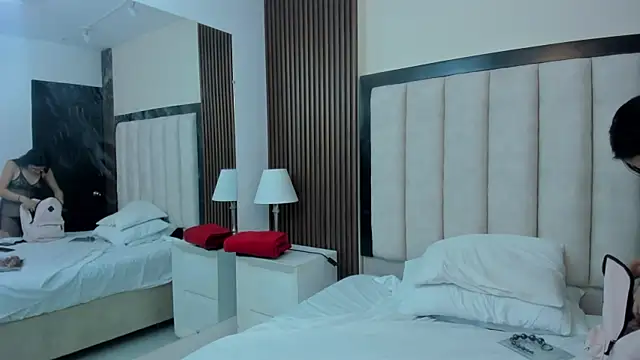 Alison Joness online show from 28, 4, 2026