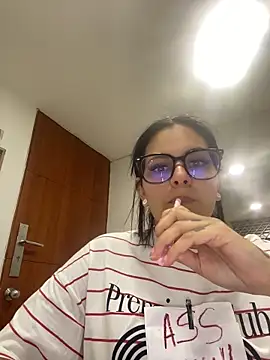 Whore Disgusting Dirty online show from 30, 4, 2026