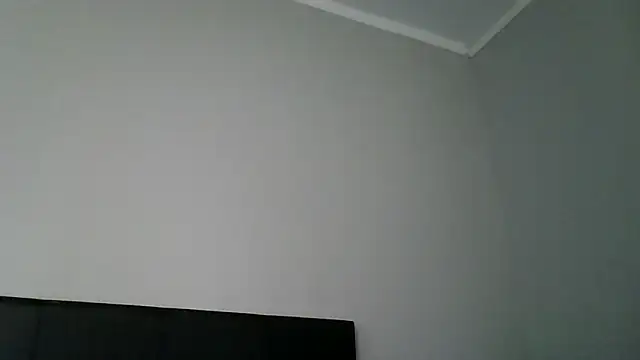 Snapshot of ptpom_lucc chatting on 18, 6, 2026 ptpom lucc online show from 18, 6, 2026