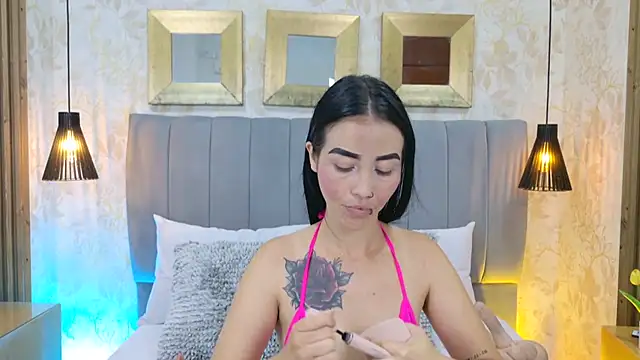 Sophie Vega online show from 15, 7, 2026