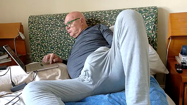 KinkCentral online show from 24, 4, 2026