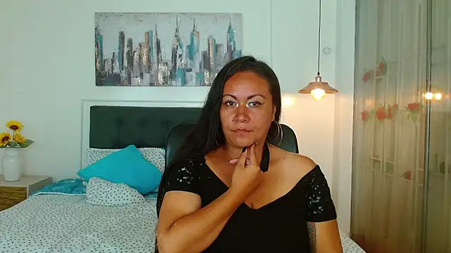 Eva thens online show from 24, 4, 2026