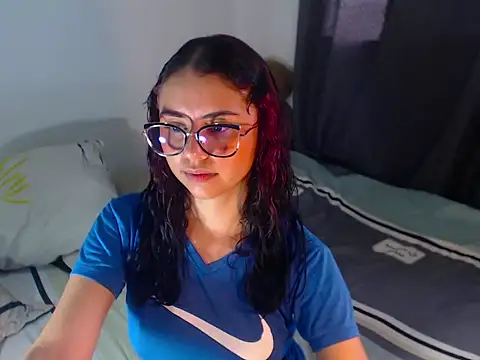 BellaLuxxs online show from 2, 5, 2026