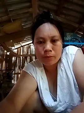 Snapshot of lanngoc2 chatting on 12, 5, 2026 lanngoc2 online show from 12, 5, 2026