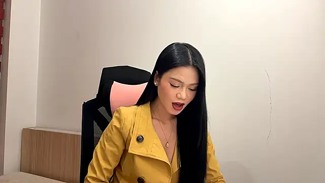 WynellAveritt online show from 30, 4, 2026