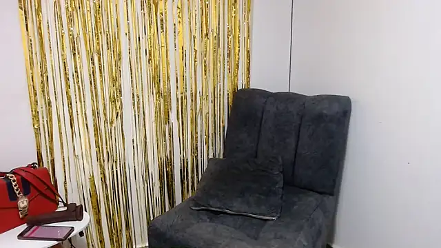 BlondeNatalia online show from 21, 6, 2026